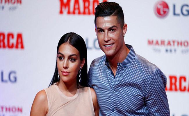 Vợ Ronaldo,Georgina Rodriguez là ai?