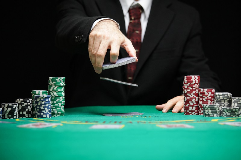 Block bet poker là gì?