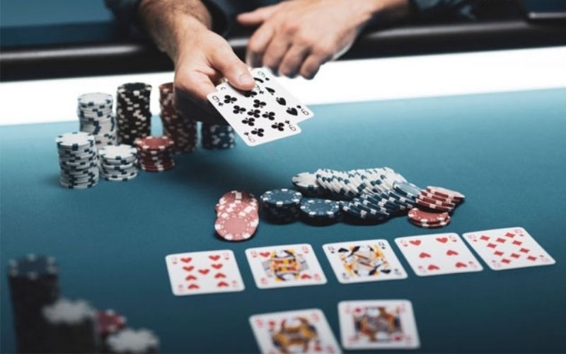 Chiến thuật chơi Poker 5 lá