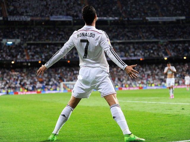 Vậy chiều cao của Ronaldo là bao nhiêu?