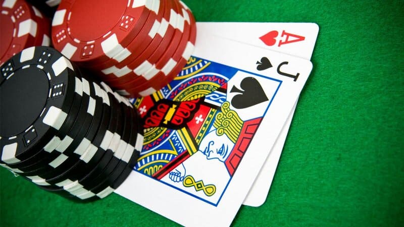 Giá trị phỉnh trong Poker