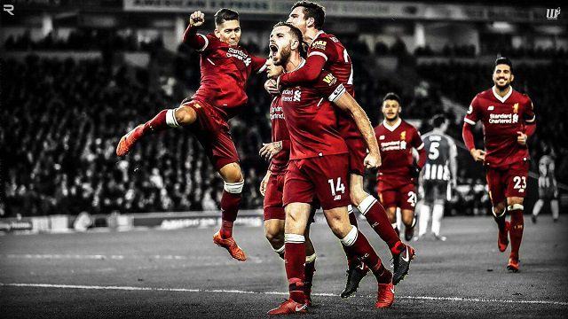 Các cầu thủ Liverpool ăn mừng chiến thắng