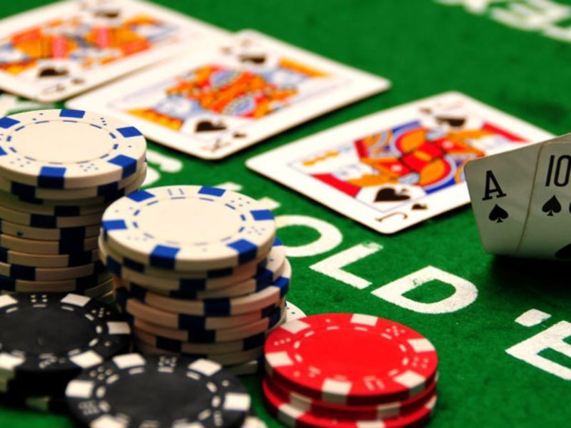 poker equity là gì