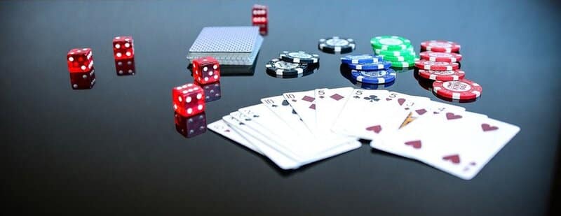 Luật chung khi chơi các loại bài trong Poker