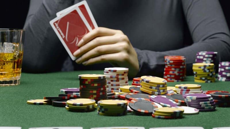 Quy tắc chọn size bet poker 4