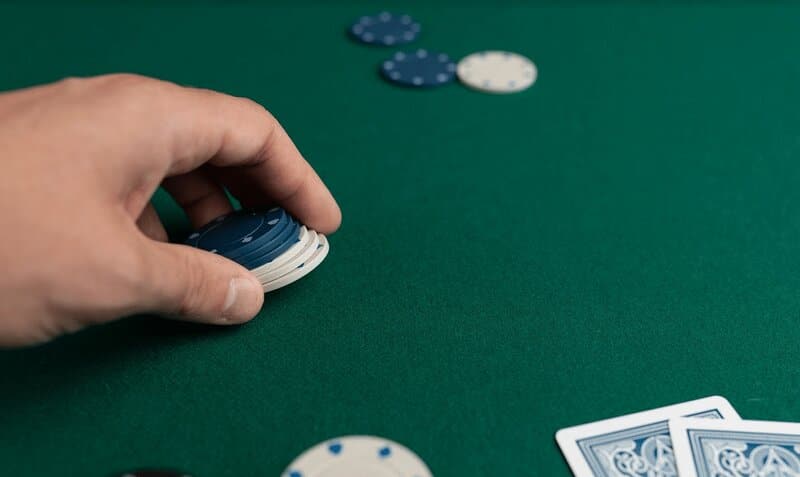 Tìm hiểu về opening bet in Poker