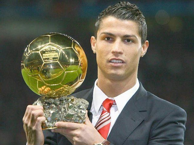 Kiểu tóc Undercut cổ điển Ronaldo năm 2008 