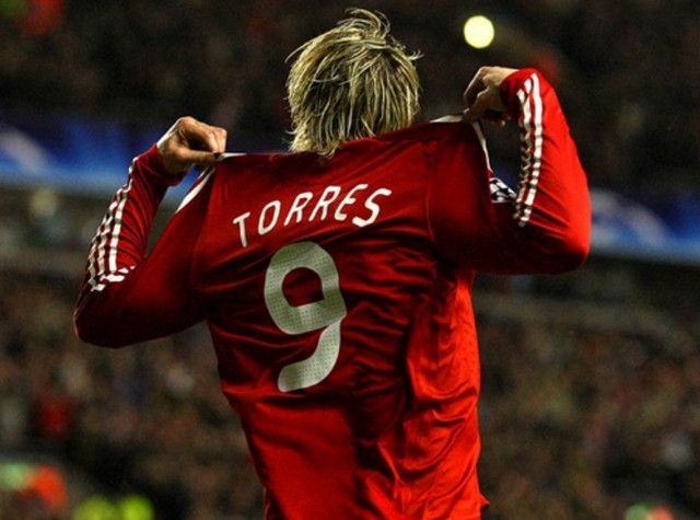 Torres là cầu thủ chạy nhanh nhất FIFA Online 3