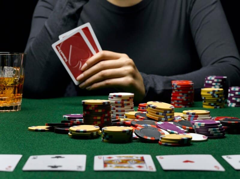 Xếp loại người chơi theo kinh nghiệm chơi Poker