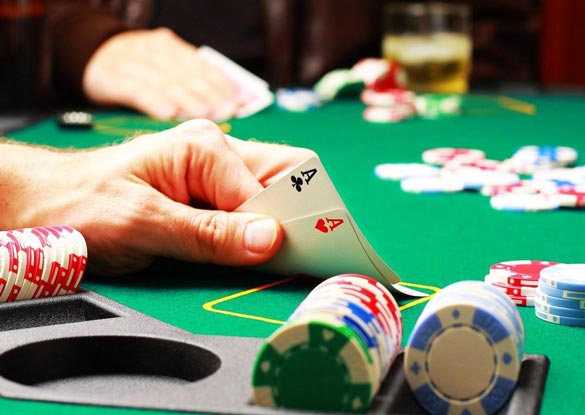 Poker 7 lá: Chia sẻ cách chơi chi tiết, dễ dàng trúng lớn từ cao thủ